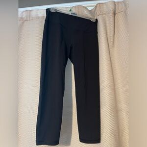 Victoria Sport Cropped Leggings